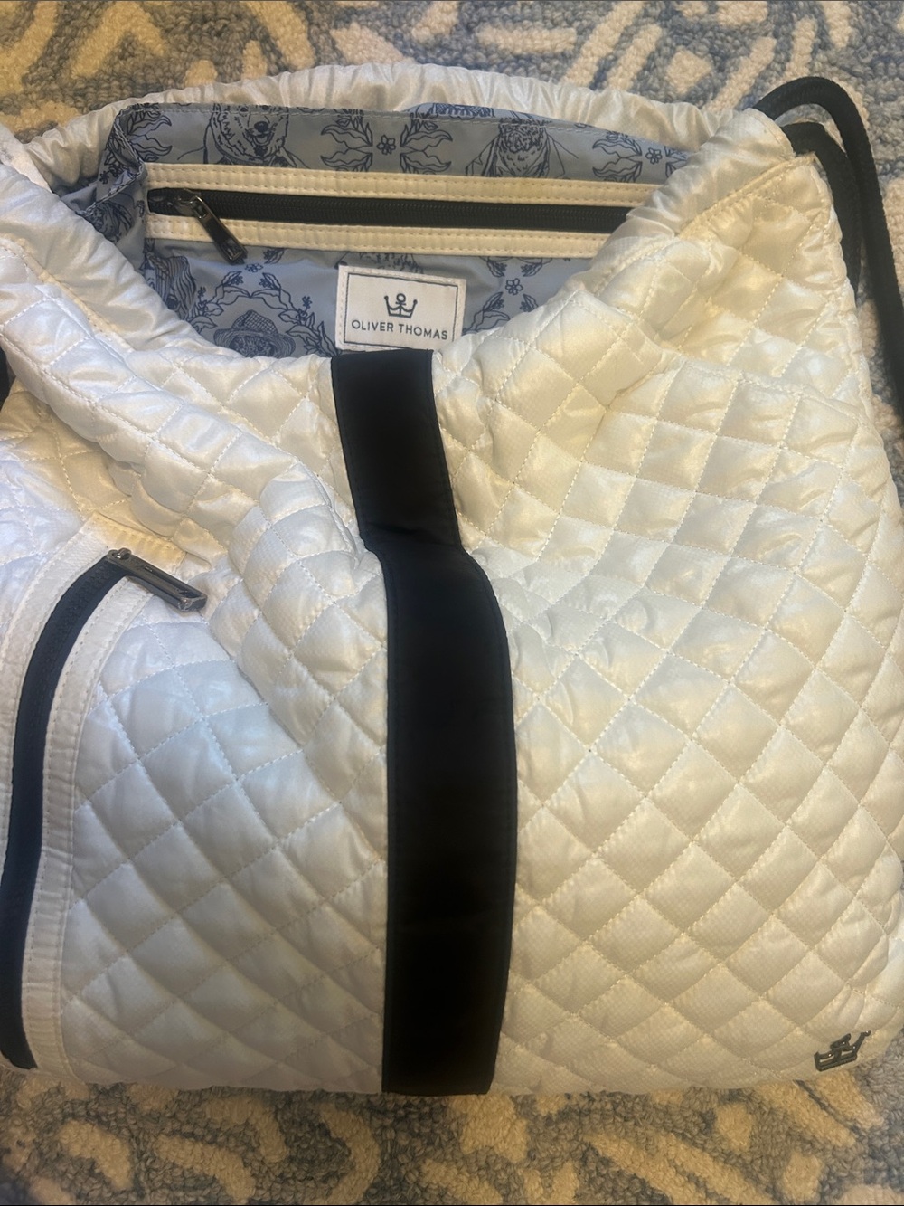 Oliver Thomas White Quilted sports bag with Black Trim